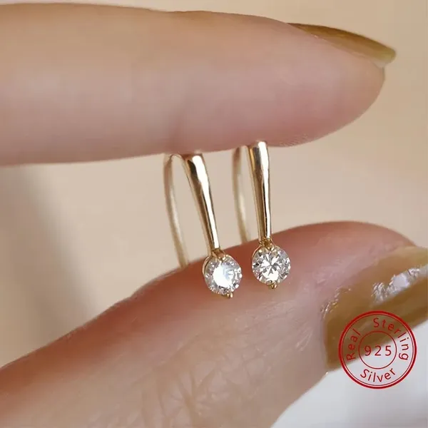 Gold_Stone_Earrings_For_Women